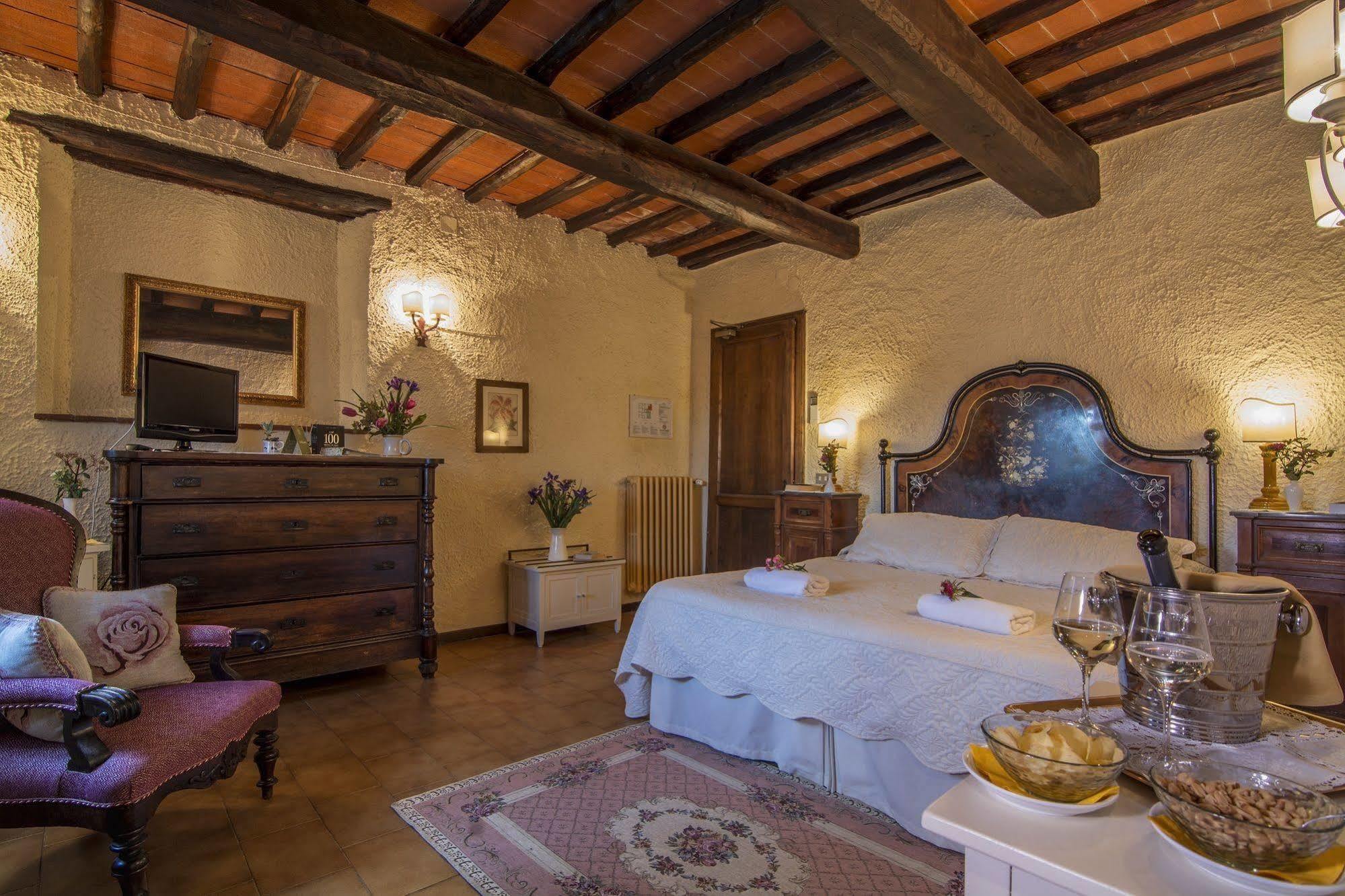 קסטלינה אין קיאנטי Hotel Colle Etrusco Salivolpi מראה חיצוני תמונה